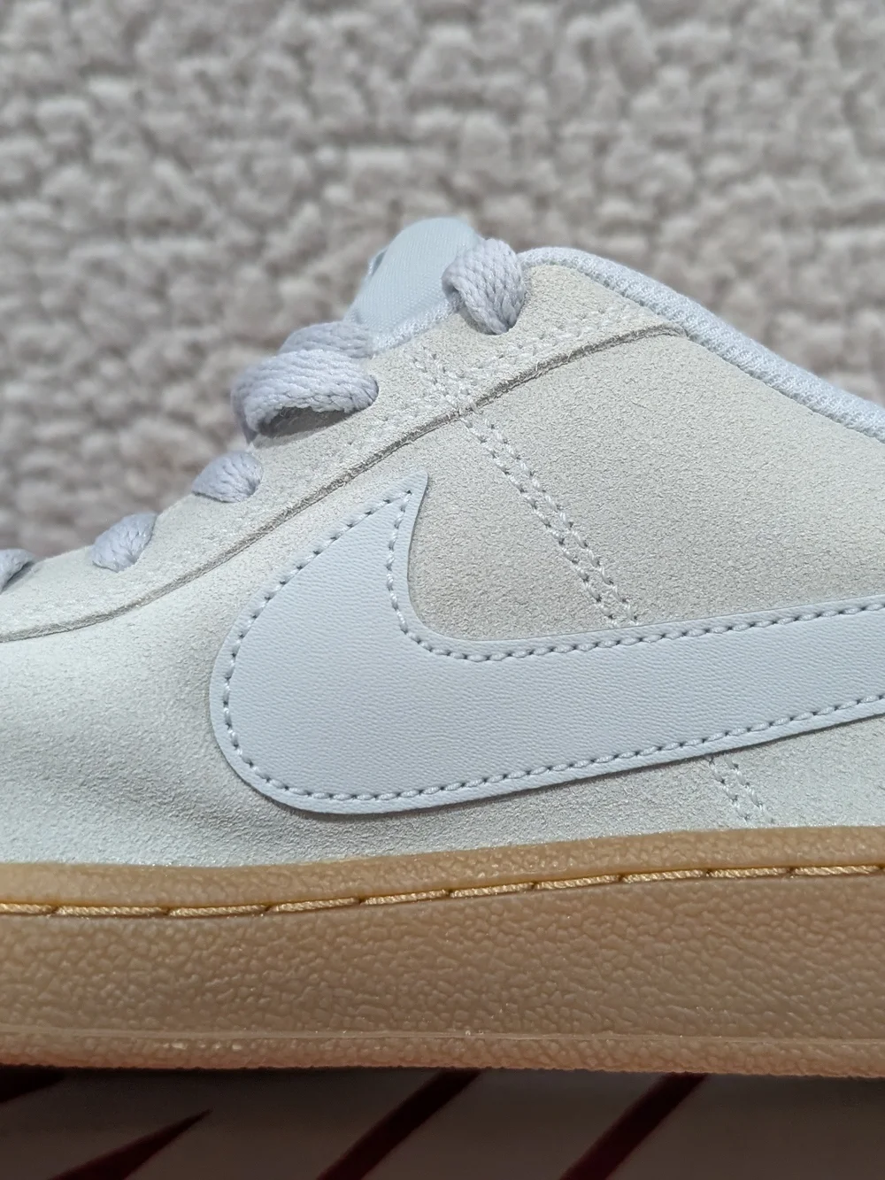 Nike Court Royale Suede
